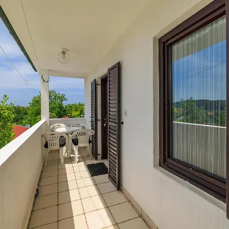 Apartament Jug Lopar